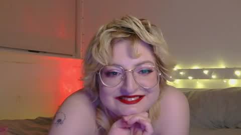 Starlette online show from July 24, 12:57 am