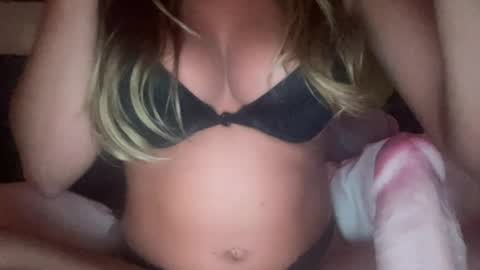 3 online show from August 6, 6:01 am
