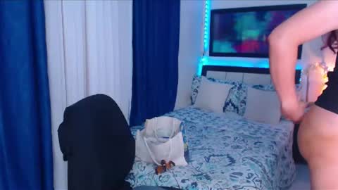 VALERIAohlala online show from July 13, 8:54 am