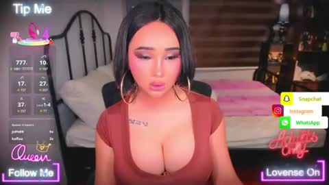 xprettyjawdropperx online show from August 9, 3:40 am