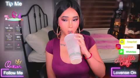 xprettyjawdropperx online show from August 9, 9:10 am