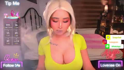 xprettyjawdropperx online show from August 11, 2:46 am