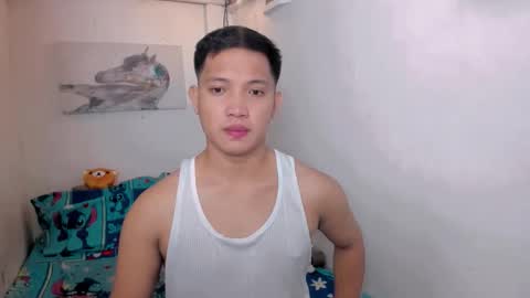 xsebastian19 online show from May 7, 10:05 am