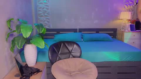 Michelle online show from July 25, 12:31 pm