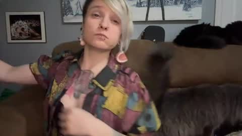 xserenitywhitex online show from August 9, 3:07 am