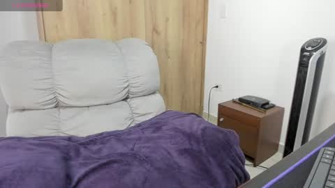 Hellen Sofia instagram hellen5546 online show from July 26, 1:38 pm