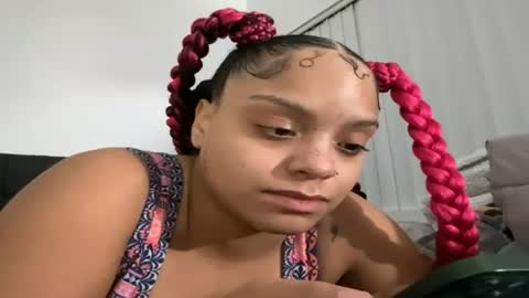 xStarGazingx online show from August 7, 6:24 am