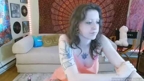 Sunny Daze online show from July 24, 11:19 pm