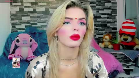 Femboy Exotic online show from August 1, 9:37 am
