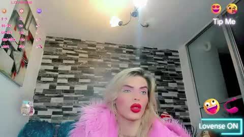 Femboy Exotic online show from August 6, 10:25 am