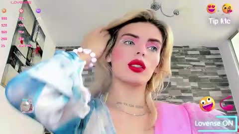 Femboy Exotic online show from August 6, 4:06 pm
