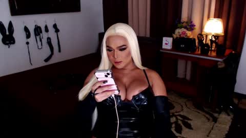 KELLY online show from July 24, 10:46 pm