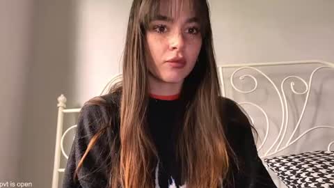 Lily online show from July 24, 12:08 pm