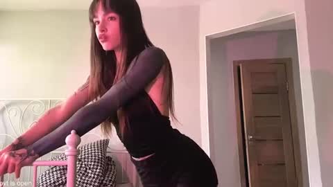 Lily online show from August 3, 12:23 pm