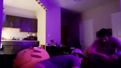 xx_pigslug_xx online show from April 9, 3:03 am