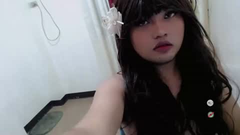 Loyd online show from August 10, 3:02 pm