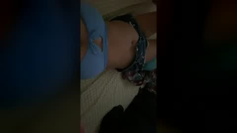 xxhotshe69 online show from August 10, 10:22 pm