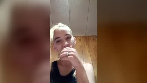 xxjessiebugxx online show from July 17, 6:13 am