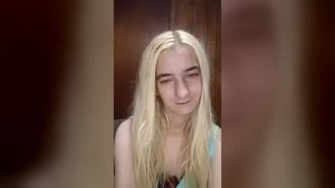 xxjessiebugxx online show from August 4, 3:25 am