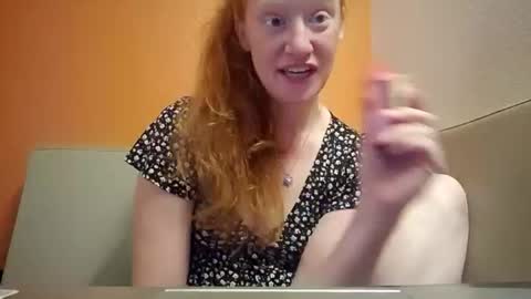 xxmariebliss online show from August 10, 9:49 pm