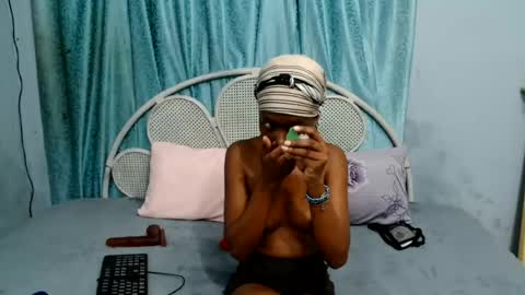 xxsexytalia28 online show from August 9, 4:19 pm