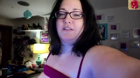 Strawberry Jane online show from August 5, 5:49 am