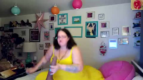 Strawberry Jane online show from August 12, 3:42 am