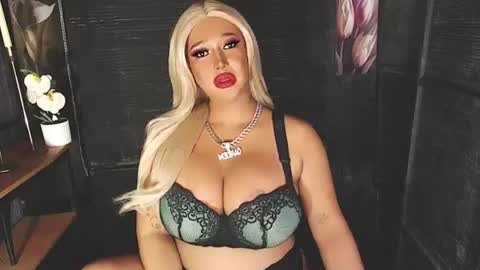 xxtastefullayeshaxx online show from August 9, 6:53 pm