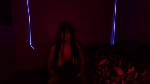 xxxenmascaradosxxx online show from April 9, 7:05 am