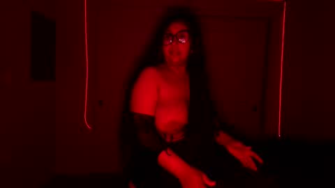 xxxenmascaradosxxx online show from April 26, 6:31 am
