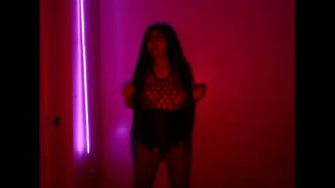 xxxenmascaradosxxx online show from May 10, 6:26 am