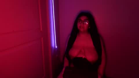 xxxenmascaradosxxx online show from May 16, 6:02 am
