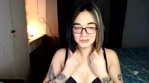 Melissa online show from August 10, 1:01 pm