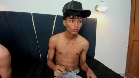 yago_7 online show from May 21, 5:47 pm