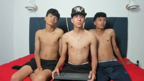 yago_7 online show from May 28, 8:12 pm