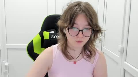 Sofia online show from August 5, 3:21 pm