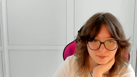 Sofia online show from August 10, 2:29 pm