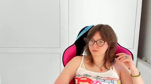 Sofia online show from August 15, 1:37 pm