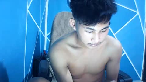 yammy_boyasian online show from July 26, 2:27 am
