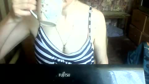 yanafiesta online show from July 1, 11:22 am