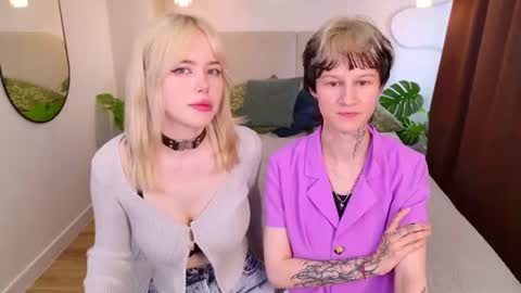 Shigo and Mika online show from June 30, 1:56 pm