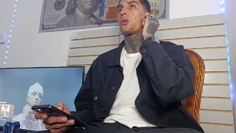 yanfranko420 online show from June 28, 4:04 am