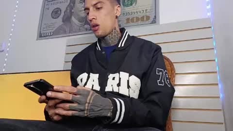 yanfranko420 online show from July 5, 7:11 am