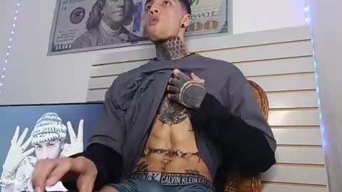 yanfranko420 online show from July 7, 2:37 am
