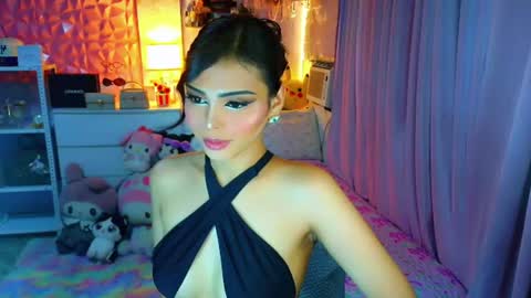 YANG AUDREY LONE online show from August 10, 2:02 am