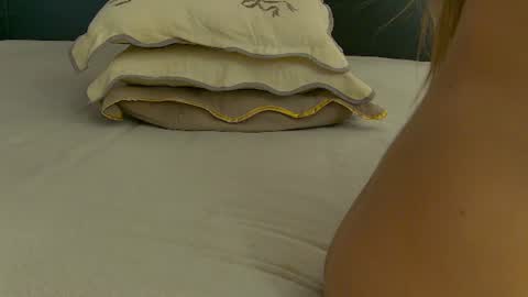 yanira_ass_ online show from August 9, 6:25 am