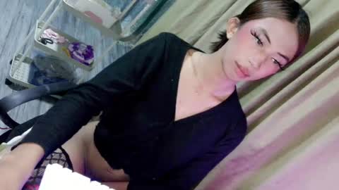yannafucks online show from August 10, 12:56 am