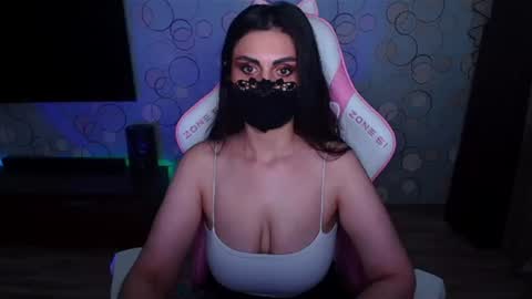 yasmina online show from June 25, 8:50 am
