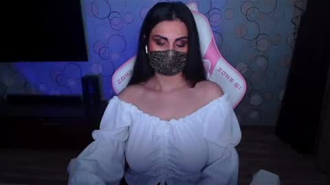 yasmina online show from June 27, 5:00 am
