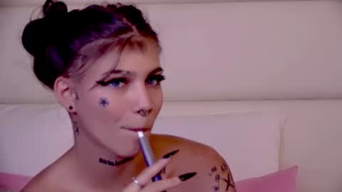 Diana online show from August 18, 6:52 am